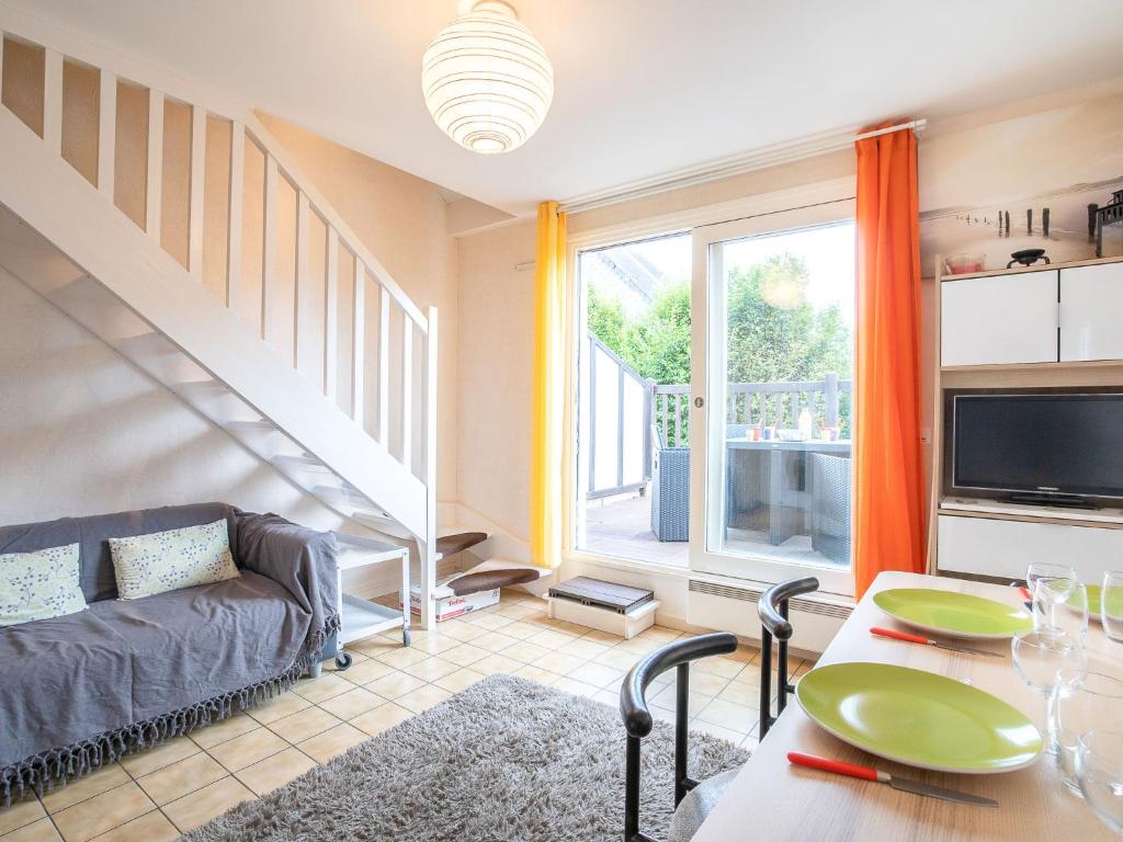 Apartment Les Christophines-3 by Interhome