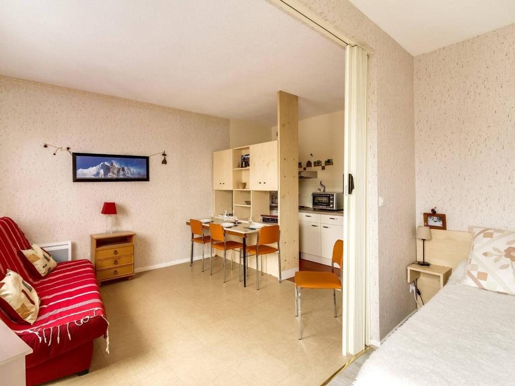 Studio en centre-ville avec 2 coins nuit, cuisine équipée et proche télécabine - 5 pers. - FR-1-401-116
