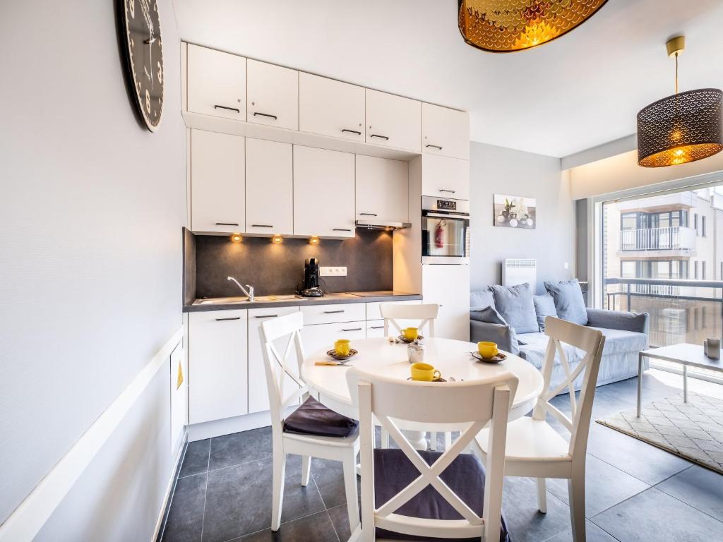 Sunny Stay for Four in Koksijde, cleaning included