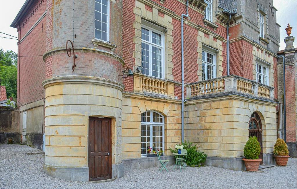 Amazing Apartment In Marconne With Wifi