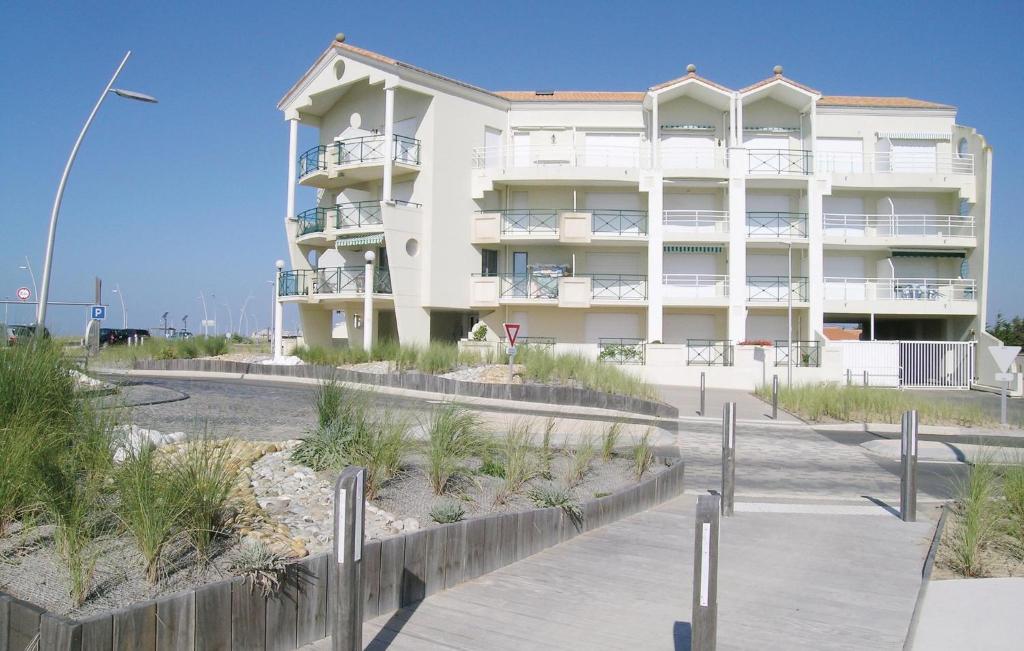 Nice Apartment In St, Hilaire De Riez