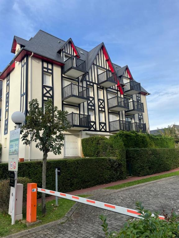 Appartement 250m mer, 2 vélos avec casques, entièrement rénové en 2025