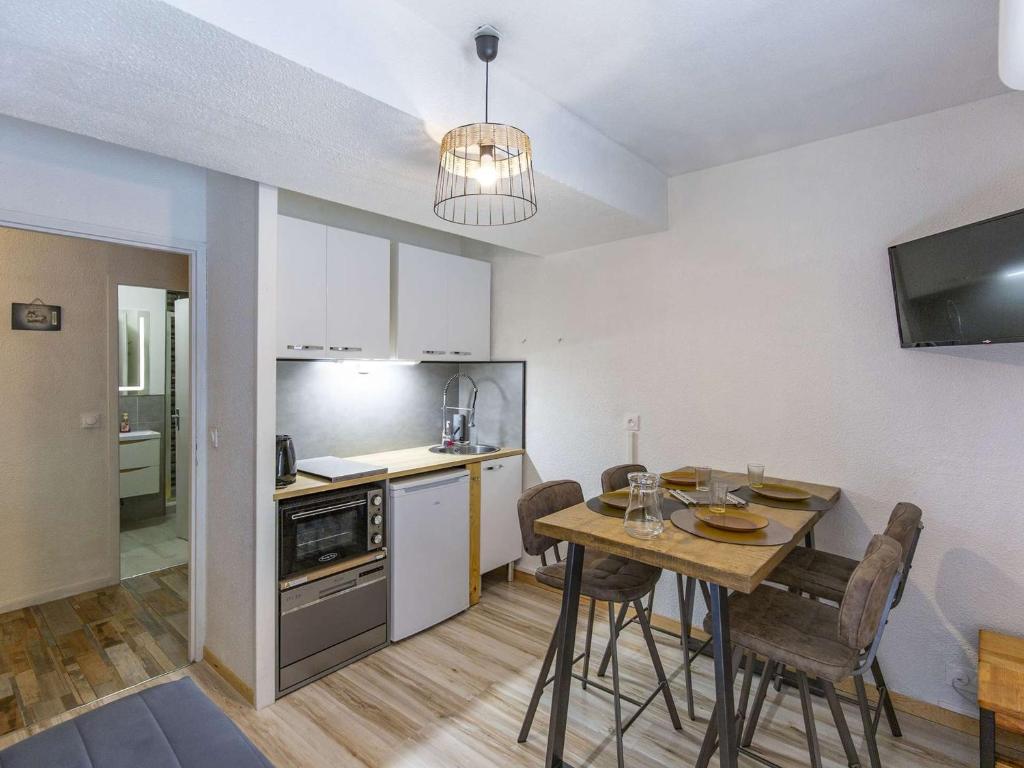 Studio 4 pers - Pied télécabines - Parking - Équipé - WIFI - FR-1-401-208