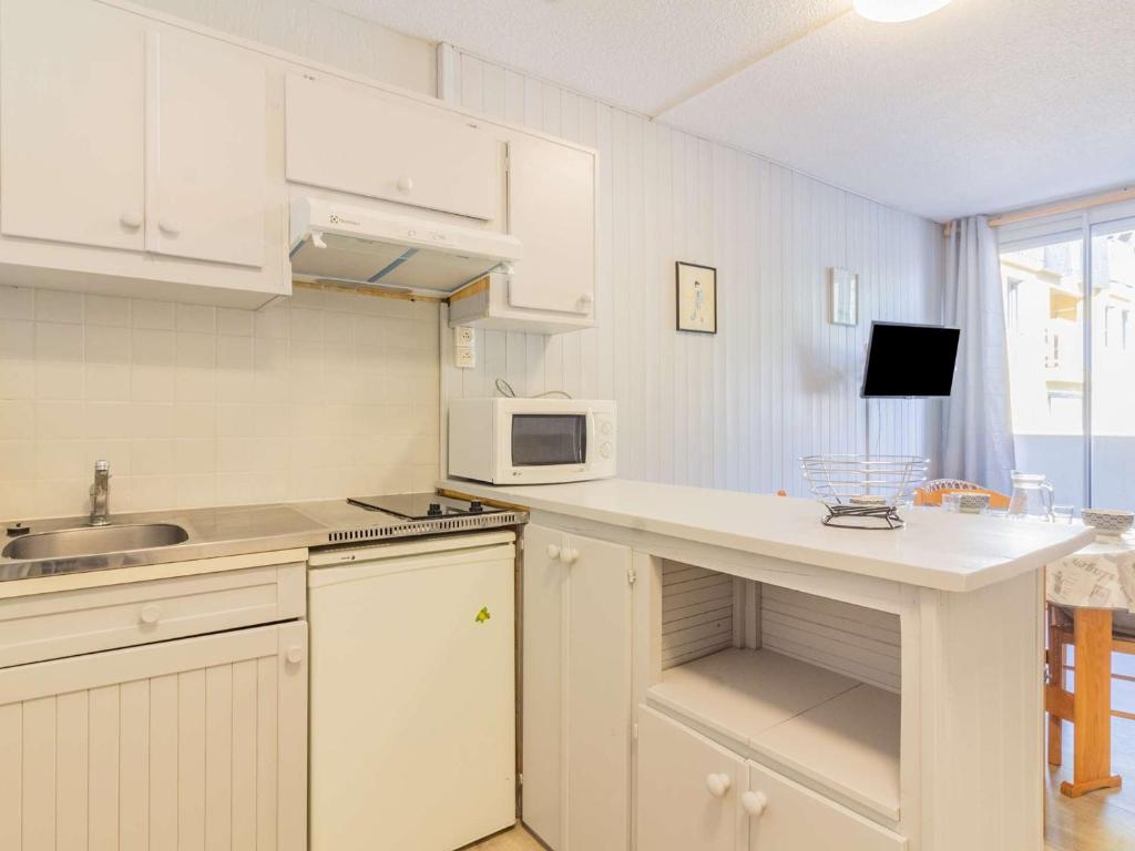 Studio cosy avec balcon, centre-ville, proche télécabine, wifi inclus - FR-1-401-235