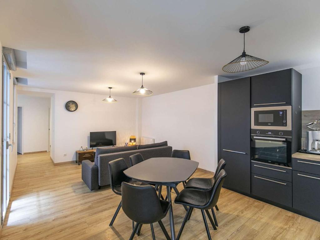 Appartement Grand Confort, 4-8 Pers, Centre Cauterets, Balcon, 500m des Pistes - FR-1-401-266