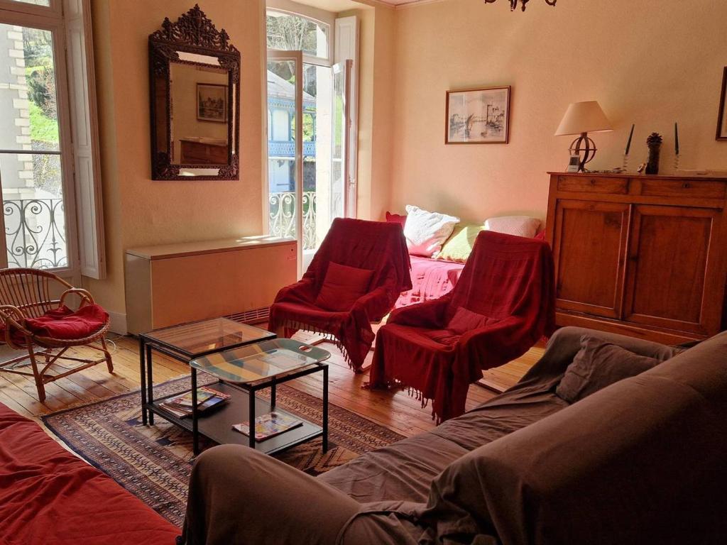 Appartement cosy 6 pers, 2 chambres, Cauterets - FR-1-812-88