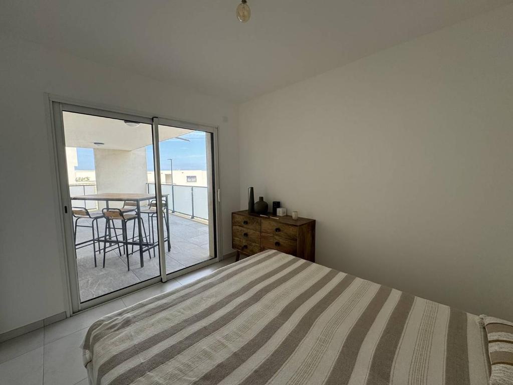 Appartement dans résidence avec piscine