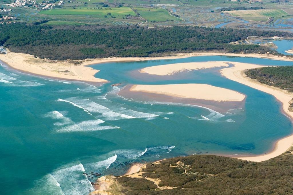 Résidence 2 située dans un Magnifique Village Vacances Familiale