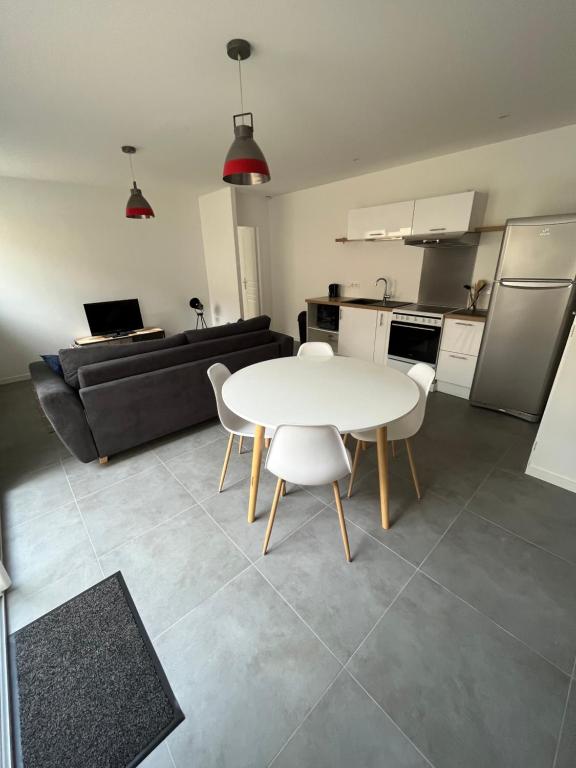 Appartement neuf avec patio