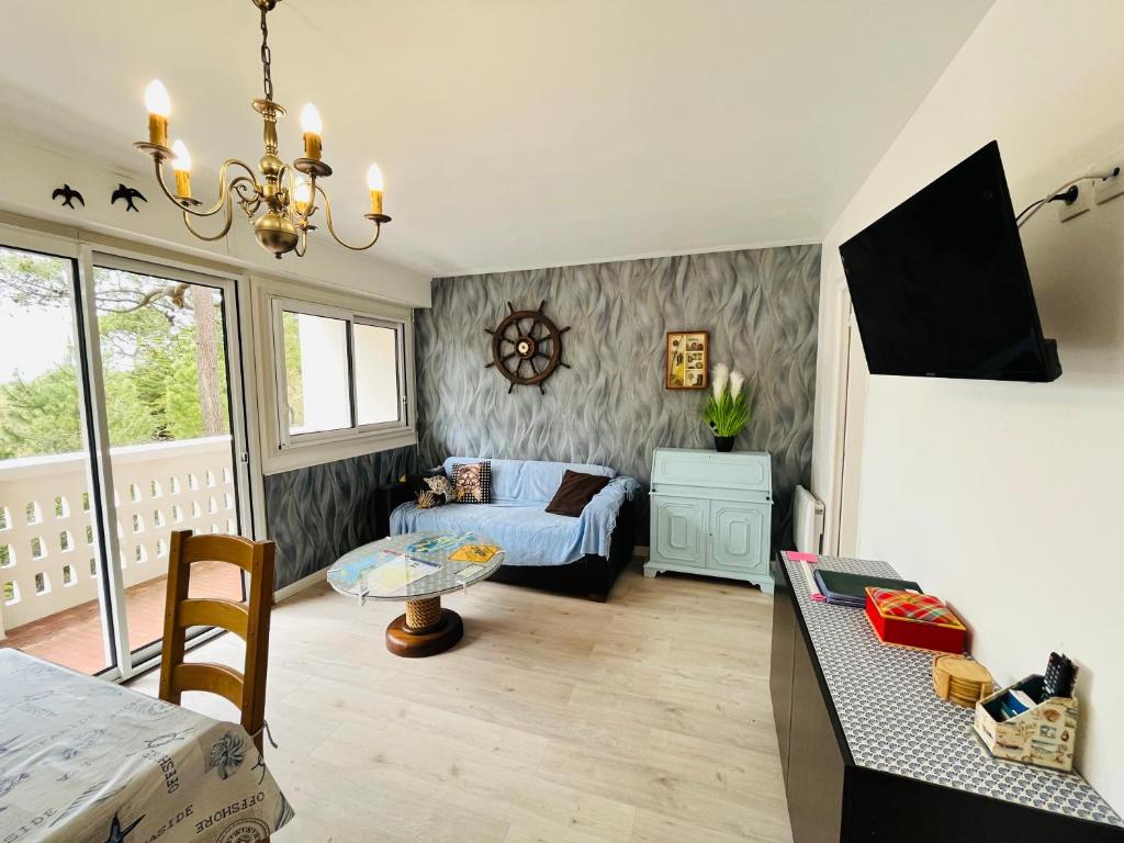 Appartement pinède et océan