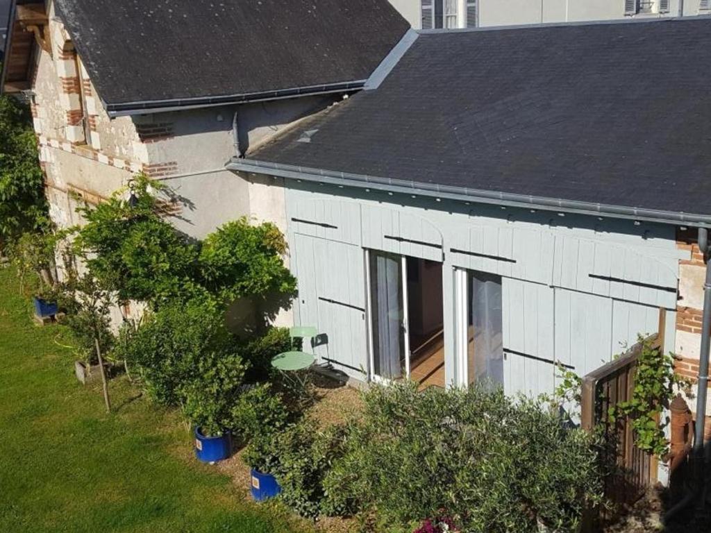 Charmant Studio au Cœur de Pontlevoy avec Jardin, Parking et Ateliers Pâtisserie - FR-1-491-363