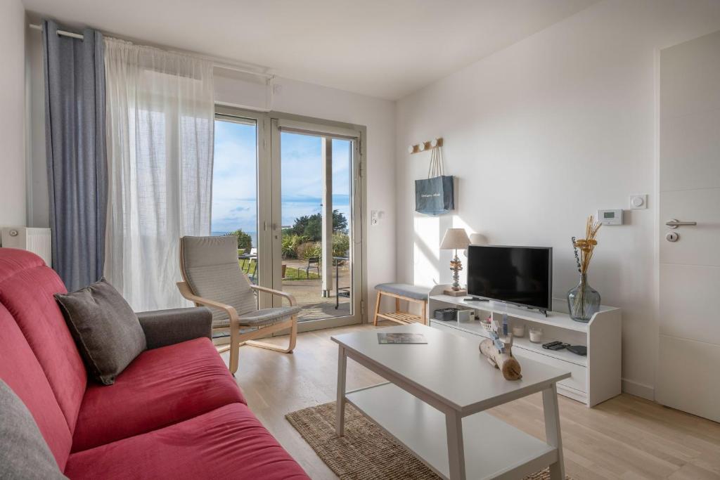 Appartement pour 4 face mer plage + piscine