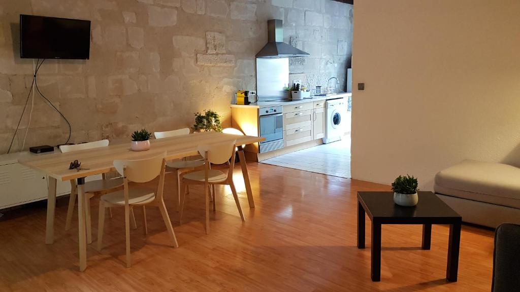 Appartement quartier historique proche des Halles