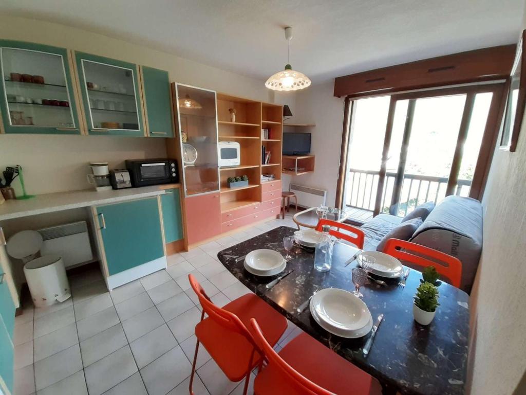 Saint-Lary-Soulan : T2 4 pers, vue ouest, balcon, ascenseur, proche Pla d'Adet - FR-1-457-160