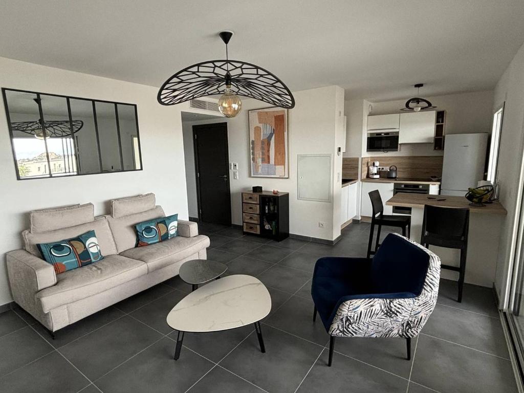 Appartement T2 vue mer et citadelle
