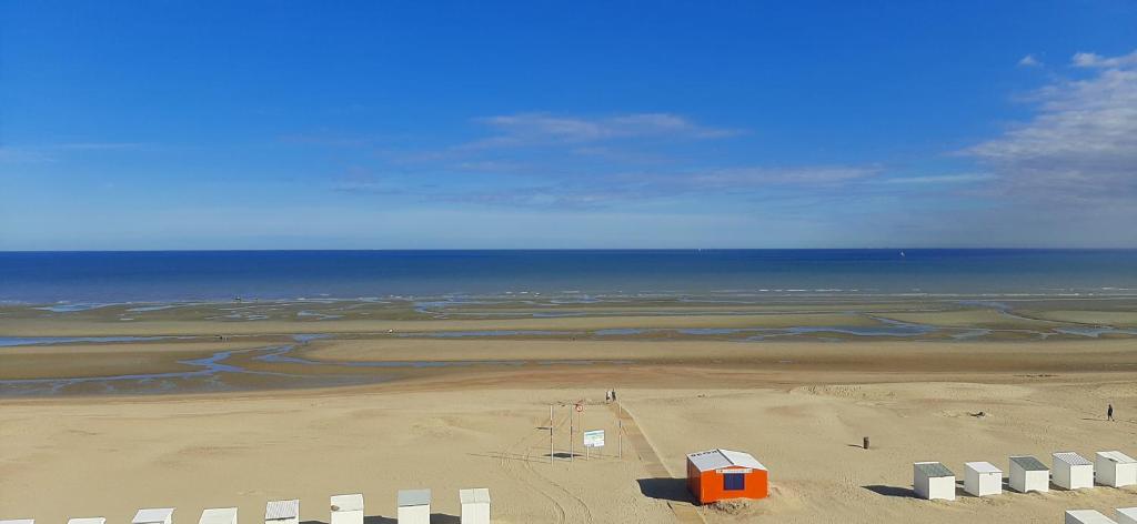 Appartment with frontal sea view with 3 bedrooms