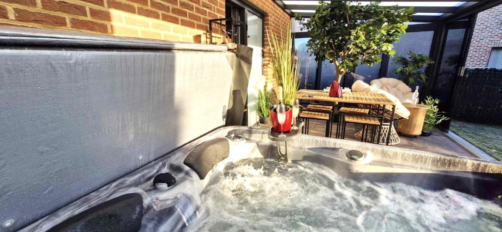 Au Petit Seny, gîte charme et nature avec jacuzzi pro