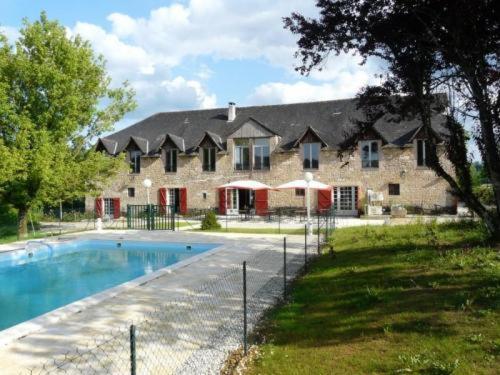 Logis Hôtel Auberge de Cartassac