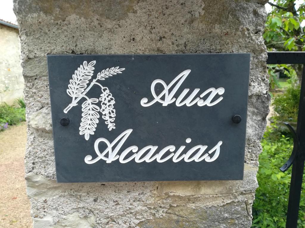 Aux Acacias