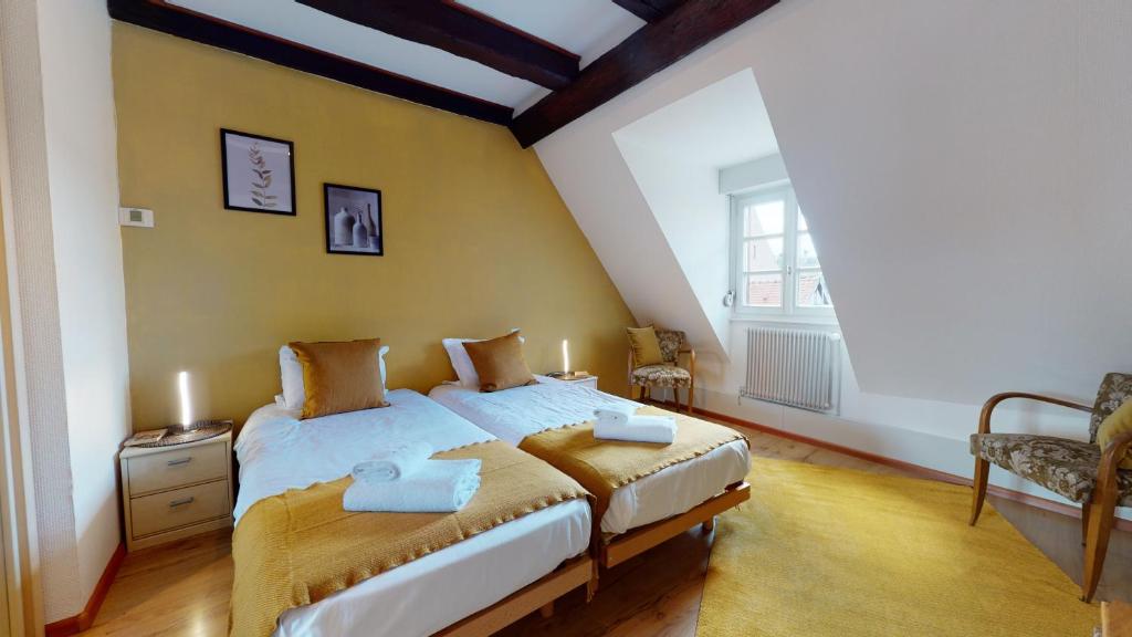 Aux Bijoux de Colmar - Le Saphir - 1 PARKING GRATUIT