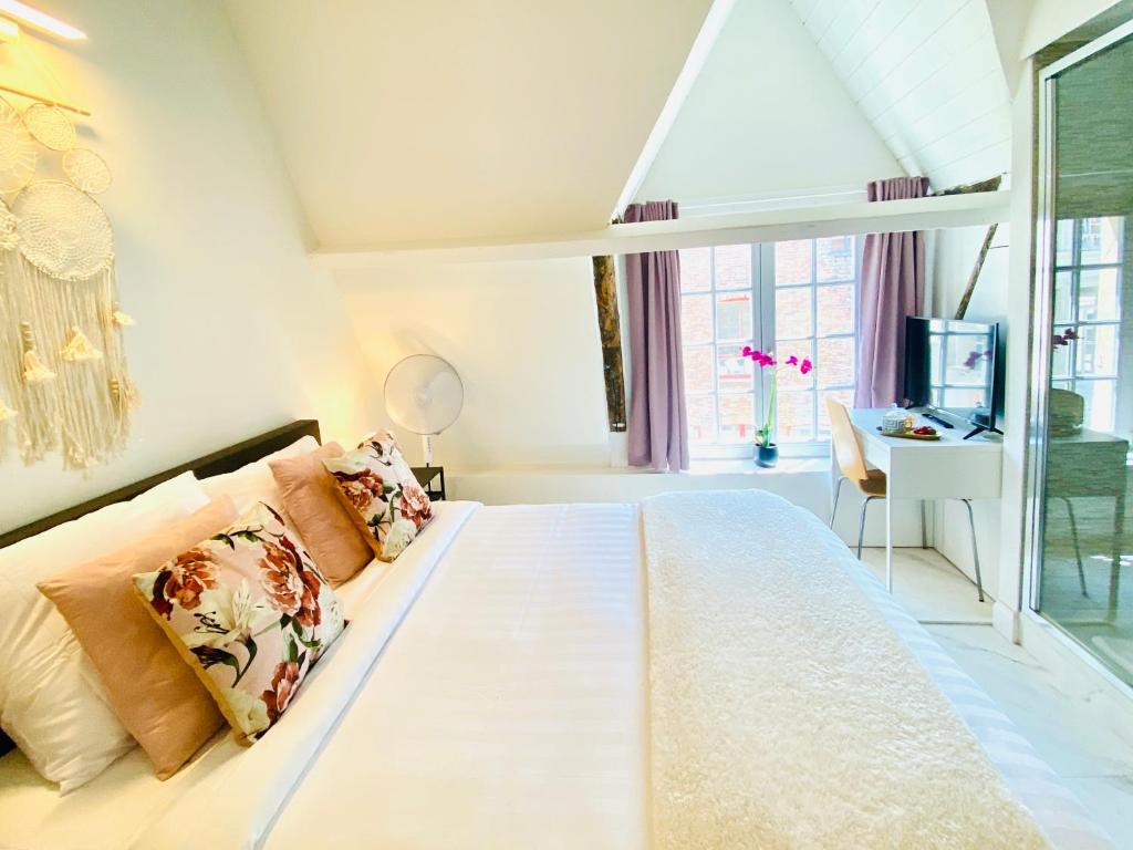 The Flower B&B