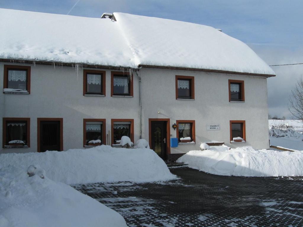 B&B Snow View Lodge