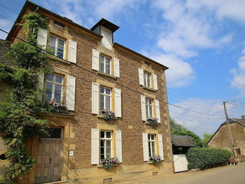 Rustic Charm, Modern Comfort