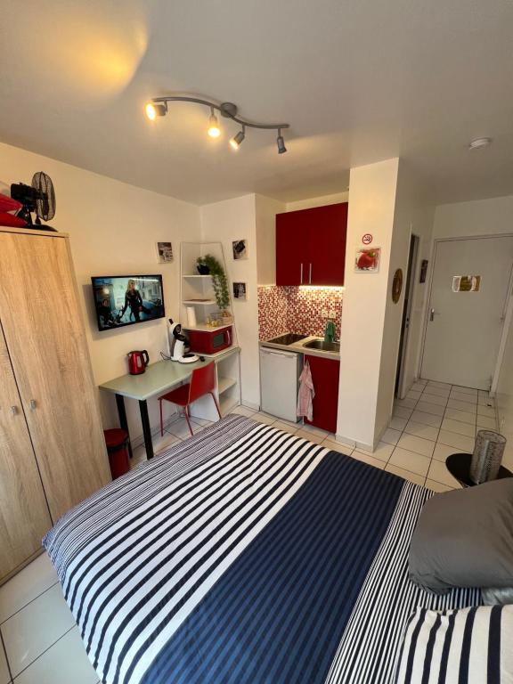 beau studio centre ville et proche gare