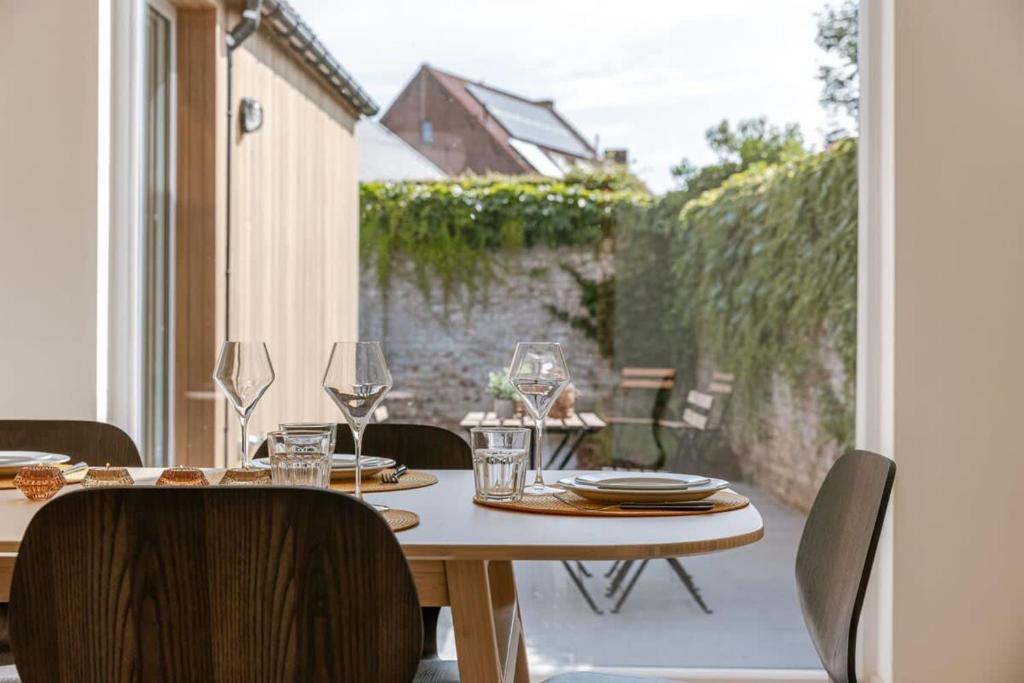 Huswell - Beautiful vacation home 'Valkehuisje' in Poperinge