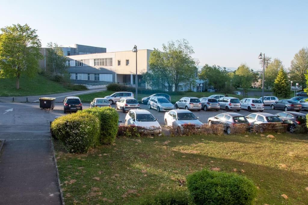 BEL APPART rénové en face des universités