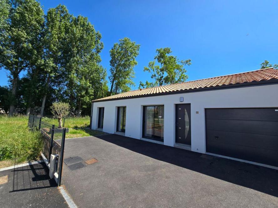 BELLE MAISON NEUVE FAMILIALE JOLIE VUE DEGAGEE 8 Personnes