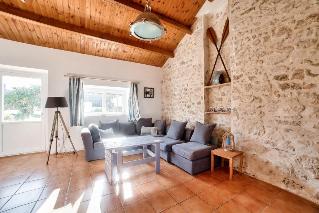 Maison avec jardin à 200m de la plage La Cantine