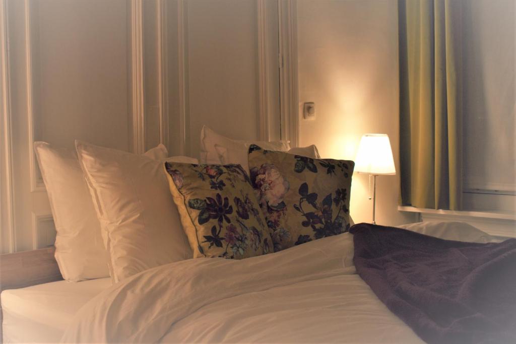 Quiet apartment in Antwerp near parc - B&B InterMezzo - business & leisure
