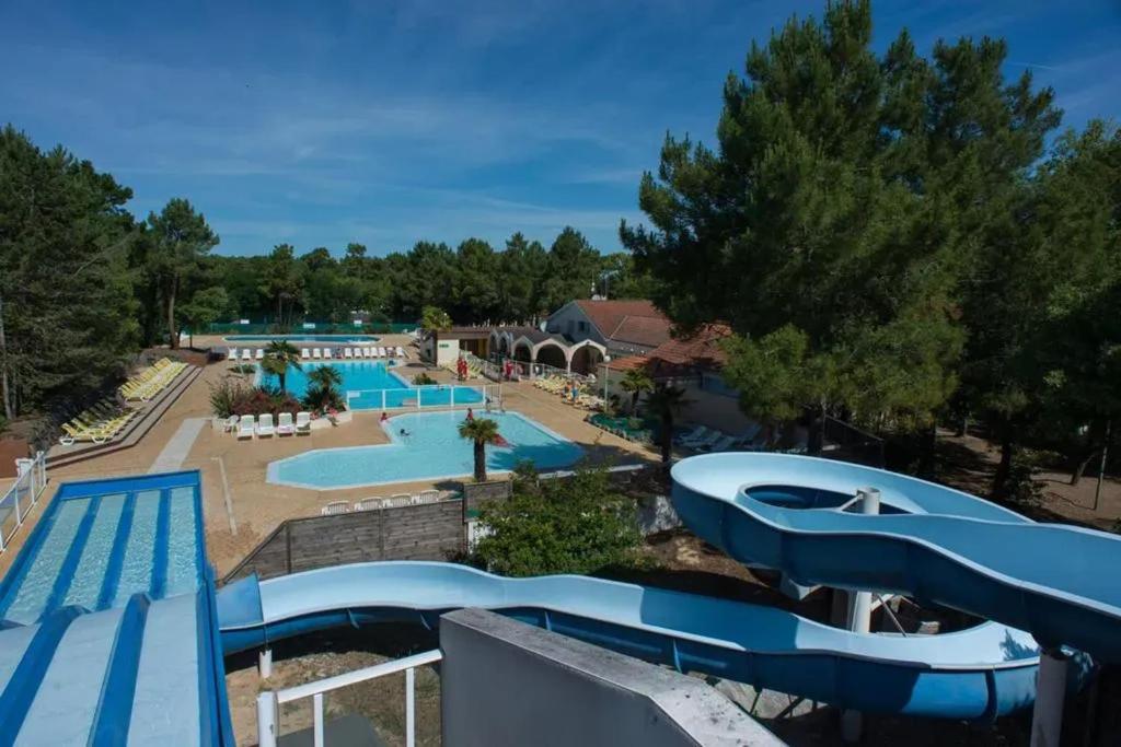 Bungalow accueillant à Saint-Jean-de-Monts avec piscine