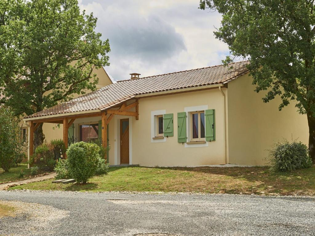 Bungalow in Lanzac with Private Terrace