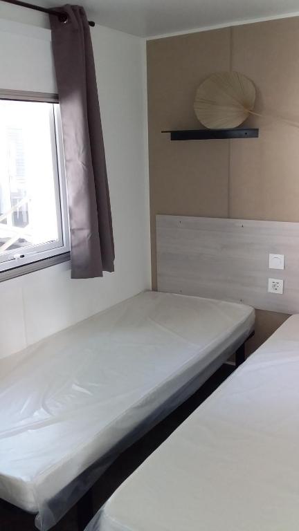 Mobil home 4-6 places St brėvin les pins 44