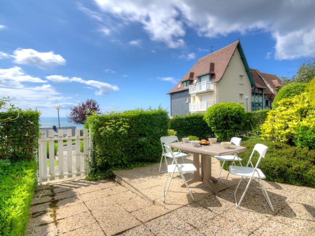 Apartment Le Cap Bleu-1 by Interhome
