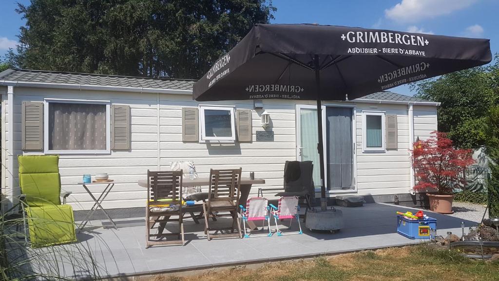 Logement vacances Yvoir avec piscine et deux chambres