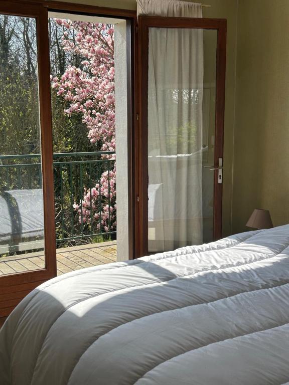 La maison d'Irene Un havre de paix romantique avec bois privatif
