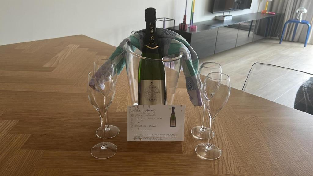 Casa Congé - Colorful Stay & Free Wine Bottle