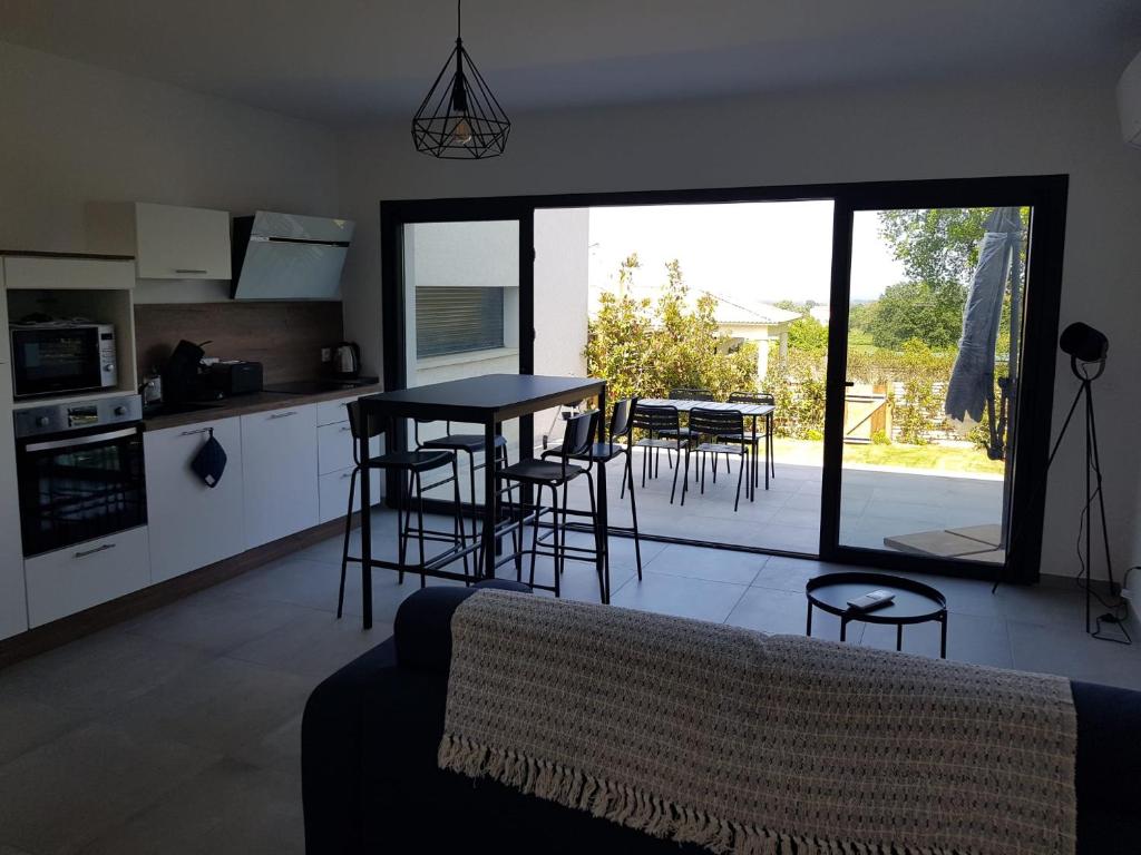 Maisons T2 avec jardins privatifs - 10mn de la plage et 5mn du village - Casa di i trinelli