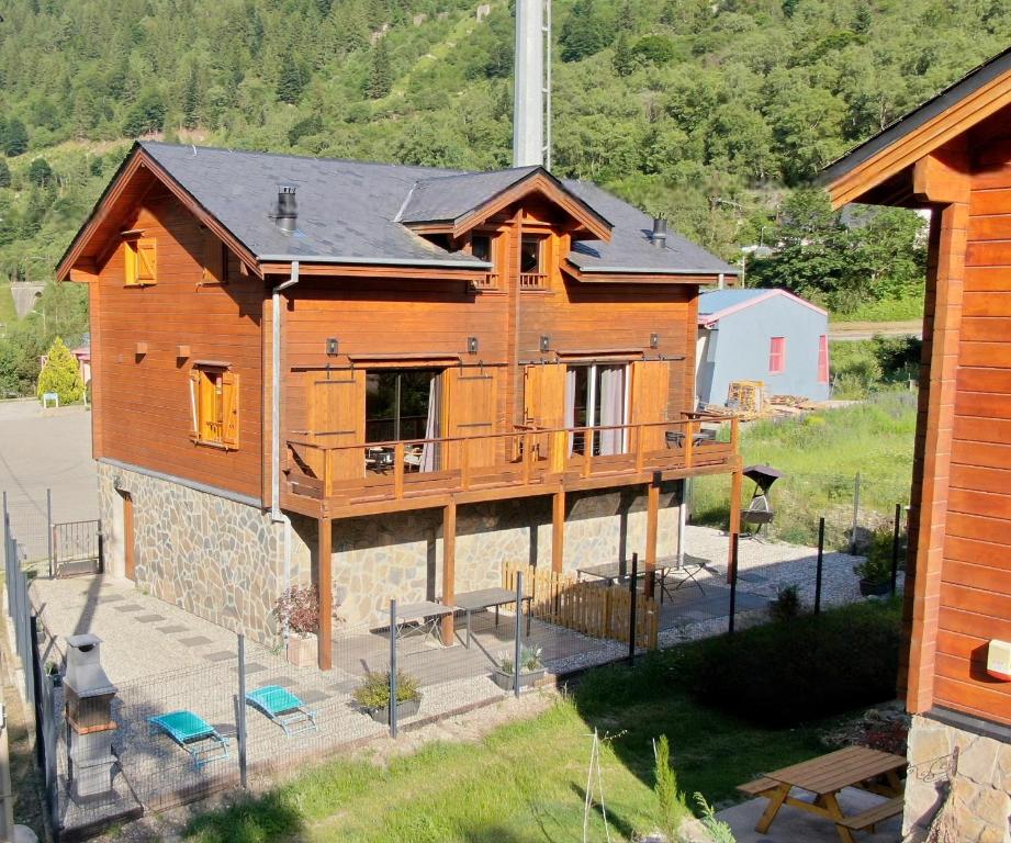 Chalet 6A dans les Pyrénées proche d'Andorre