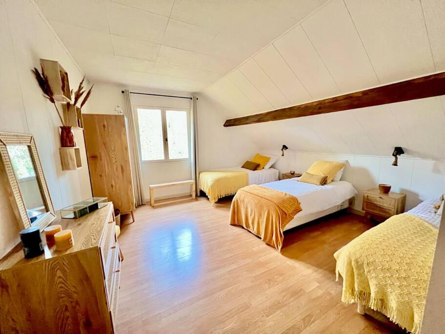 Chalet Acacia au calme 1h30 de Paris