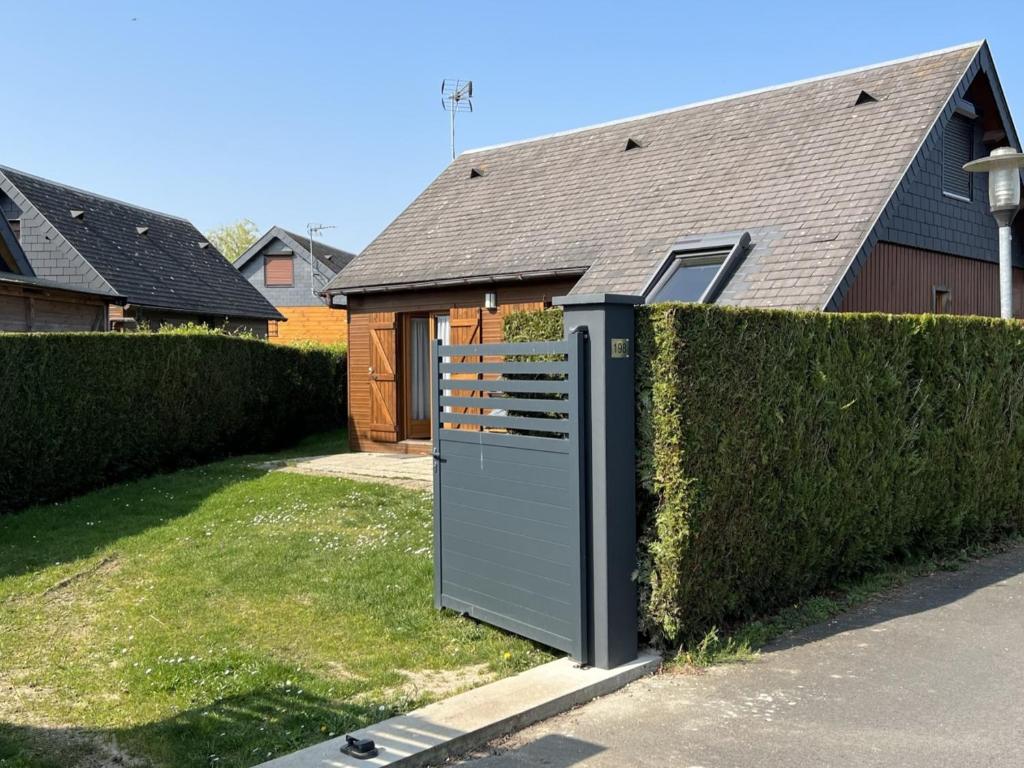 Chalet 4 pièces à Cabourg avec jardin, proche piscine et tennis, idéal pour familles, 6 pers. max - FR-1-487-325