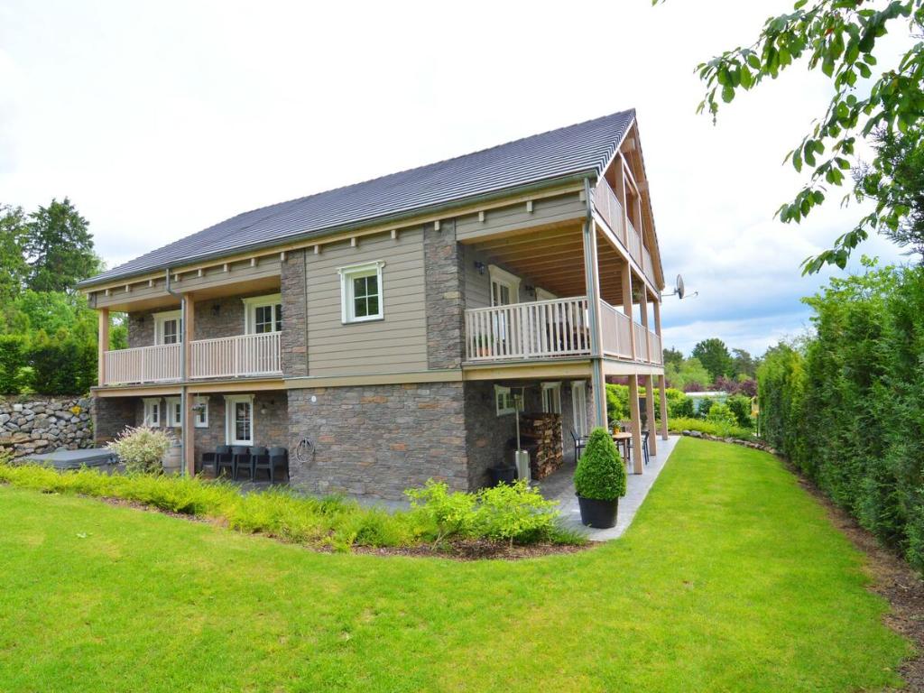 Luxury Ardennes chalet spa