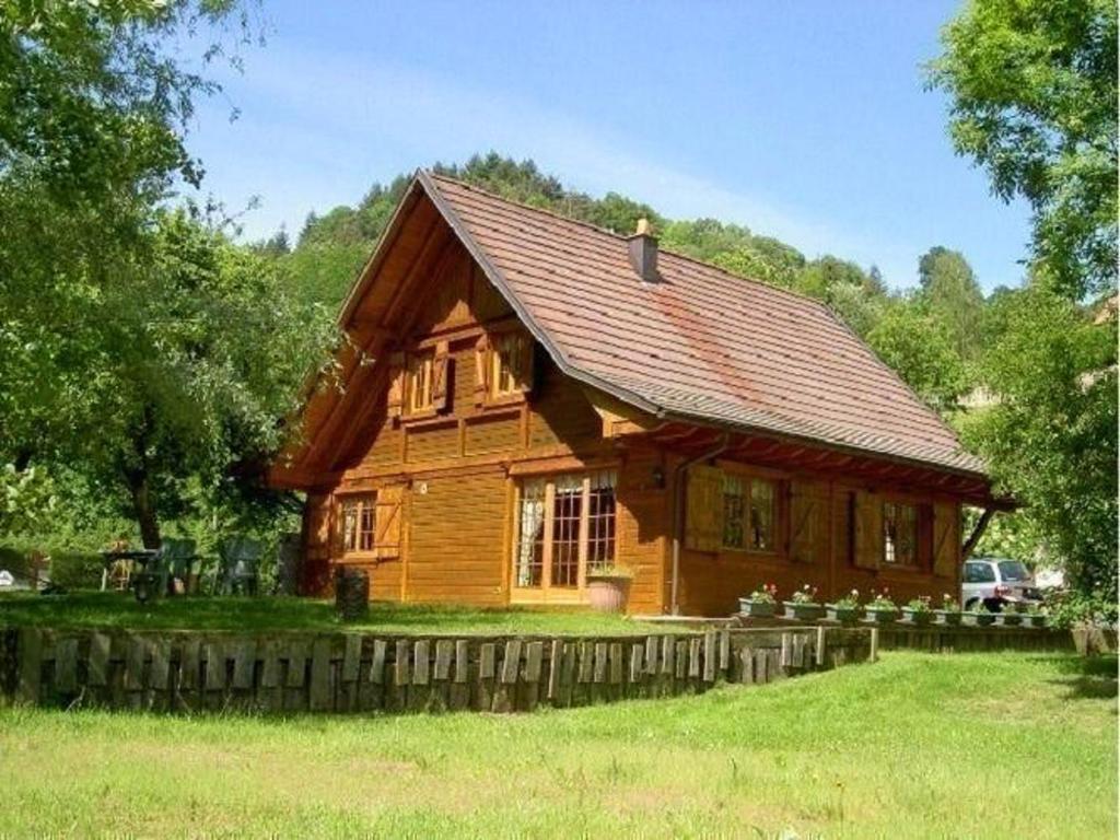 Chalet chaleureux Lalaye, cheminée