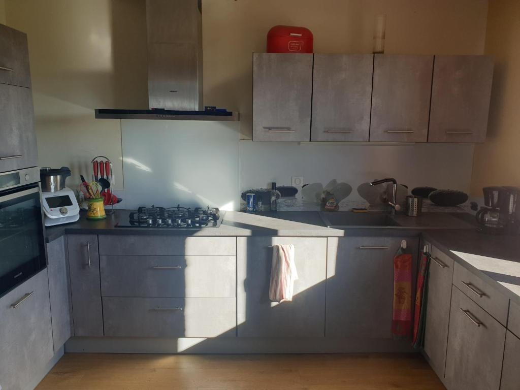Chambre au calme avec cuisine équipée sur demande en supplément