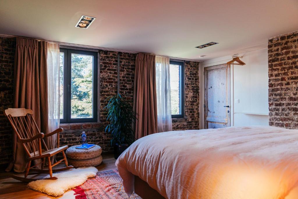 Chambre d'Amis by Alix