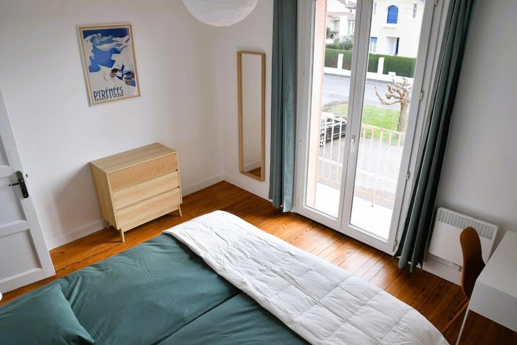 Vue Pyrénéenne Élégante avec 2 chambres