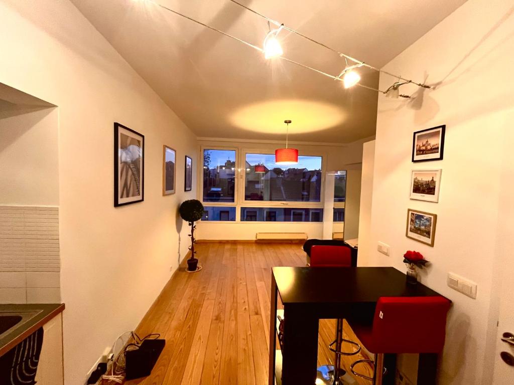 Charmant Studio - Quartier Châtelain
